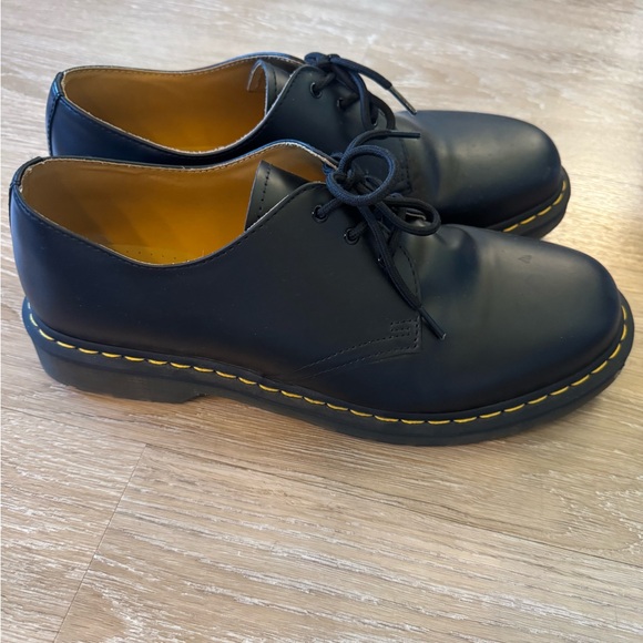 Dr. Martens 1461 Smooth Leather Oxford Shoes - Picture 1 of 5